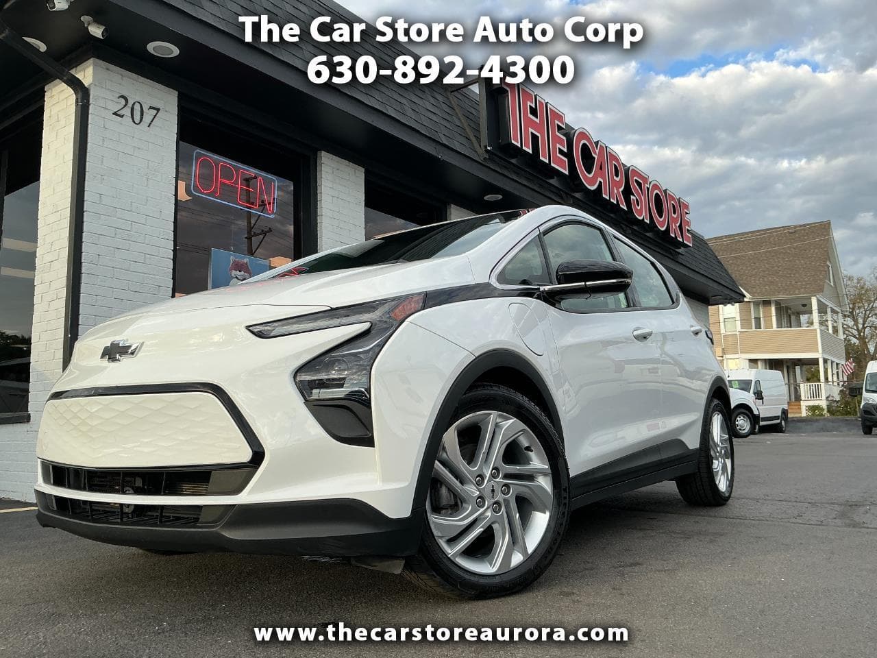 2023 Chevrolet Bolt EV 1LT — photo 1 of 30