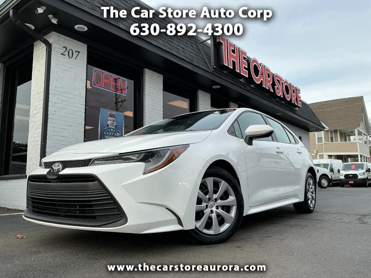 2025 Toyota Corolla Base — photo 1 of 28
