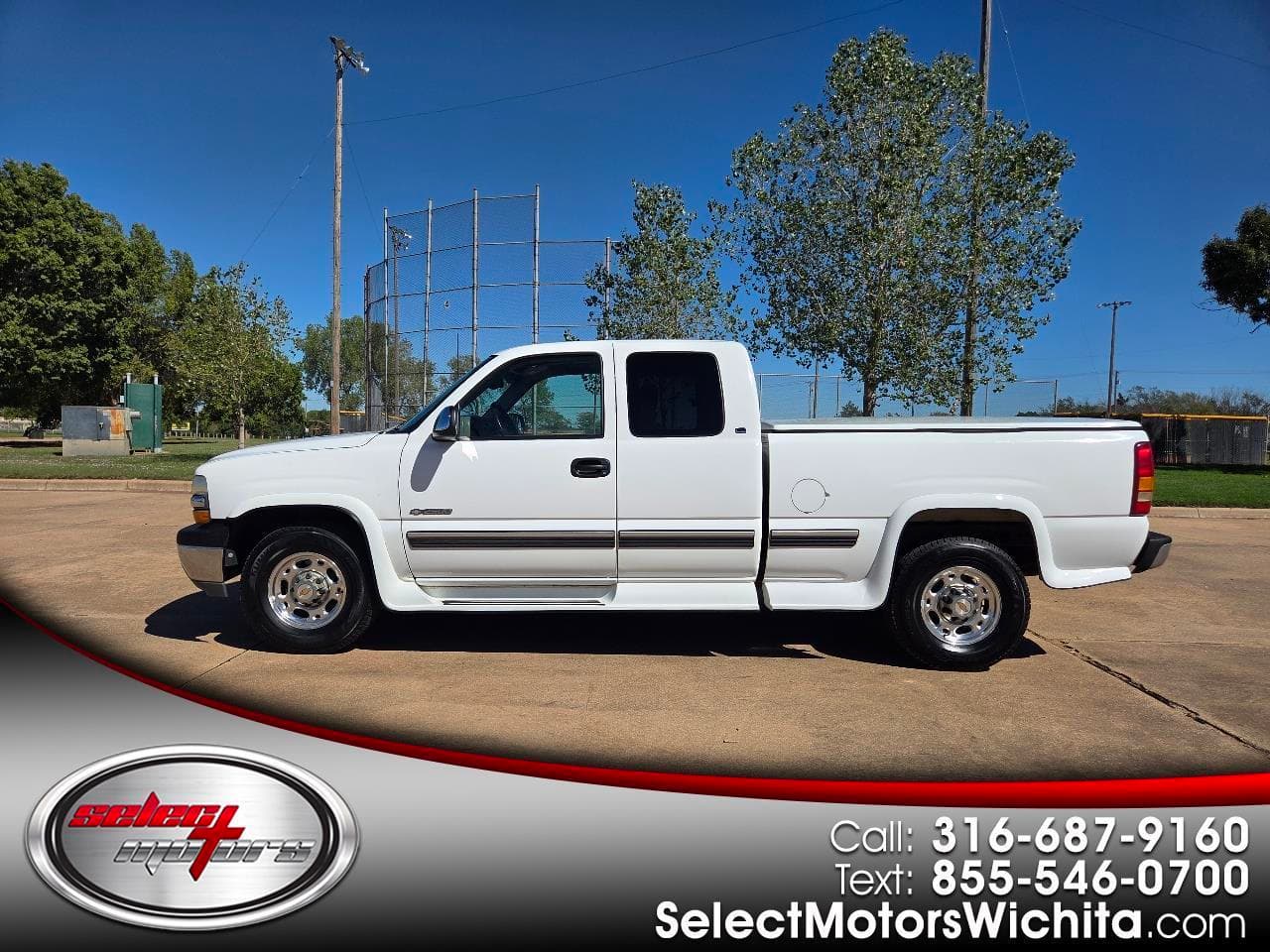 1999 Chevrolet Silverado 2500 LS — photo 1 of 35