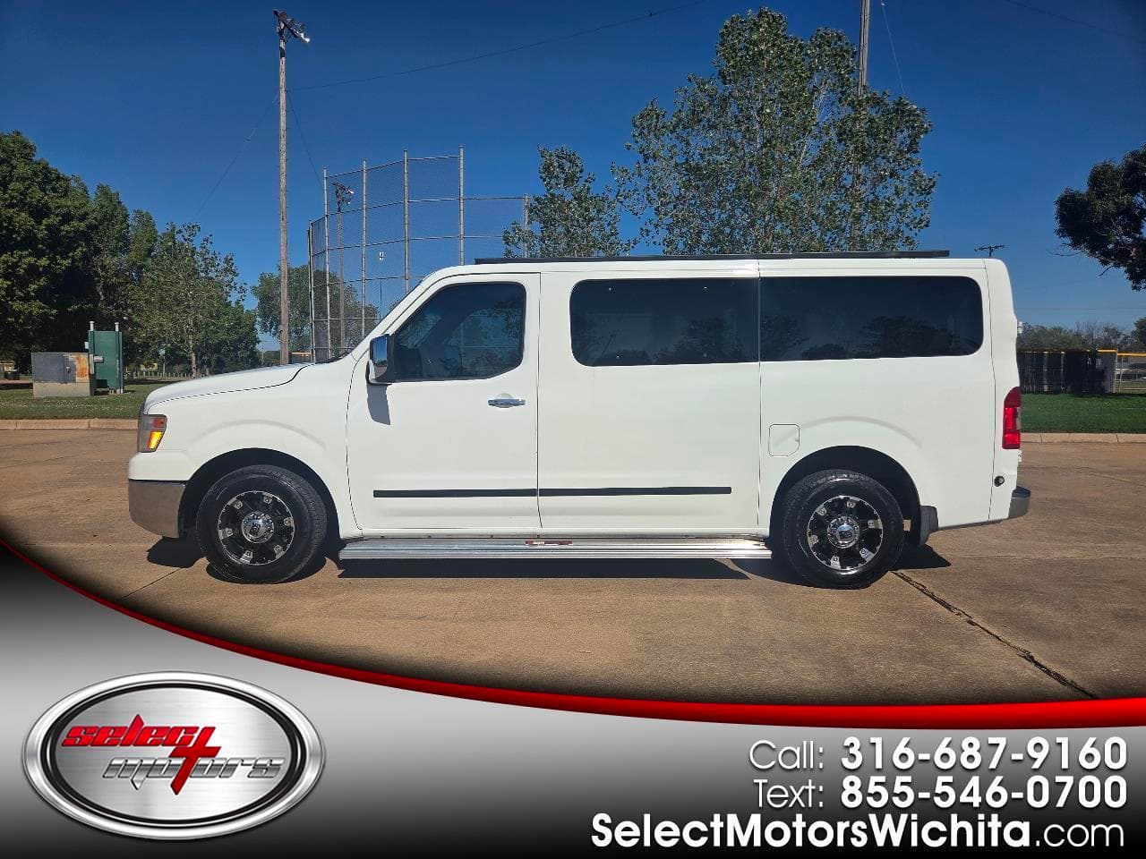 2014 Nissan NVP SL — photo 1 of 43