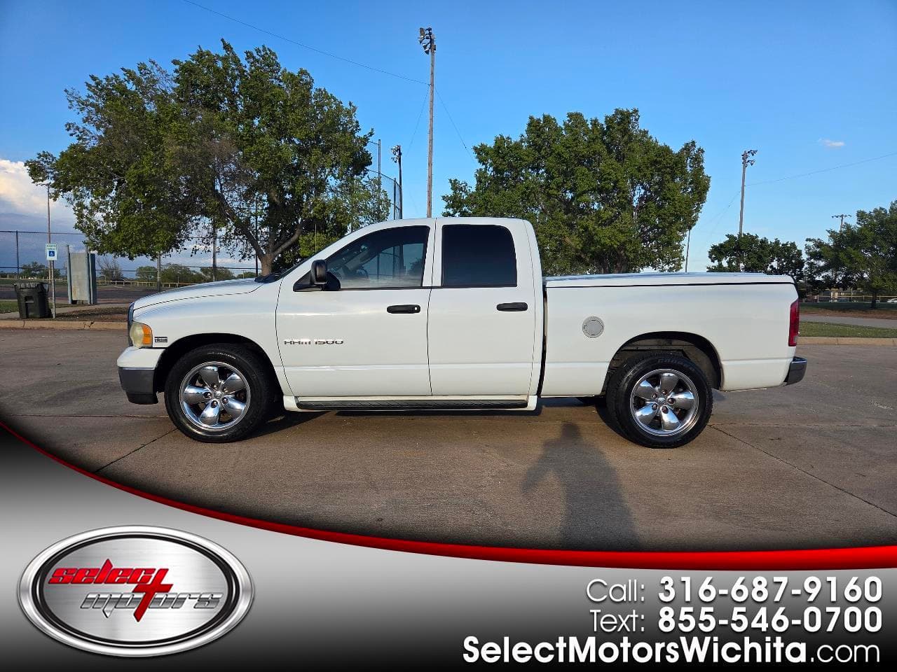 2003 Dodge Ram 1500 SLT — photo 1 of 32