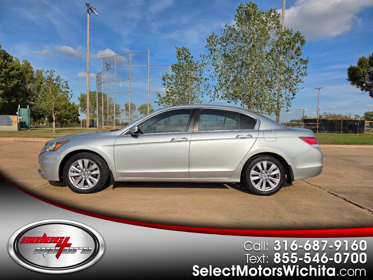 2011 Honda Accord Sdn EX-L — photo 1 of 32