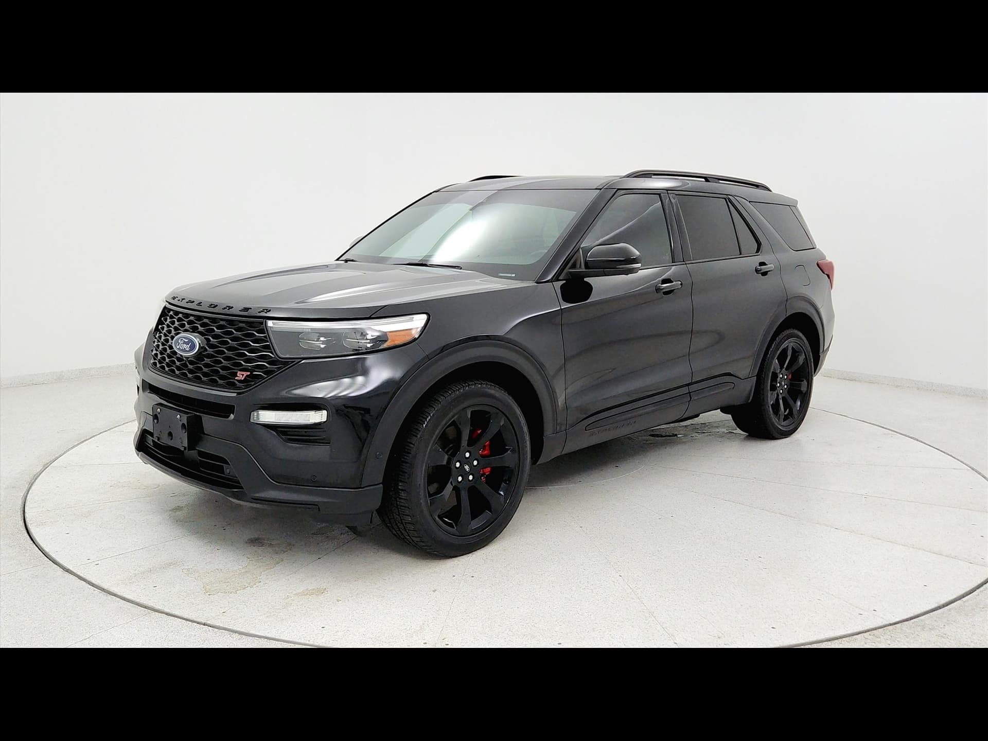 2021 Ford Explorer ST — photo 1 of 60