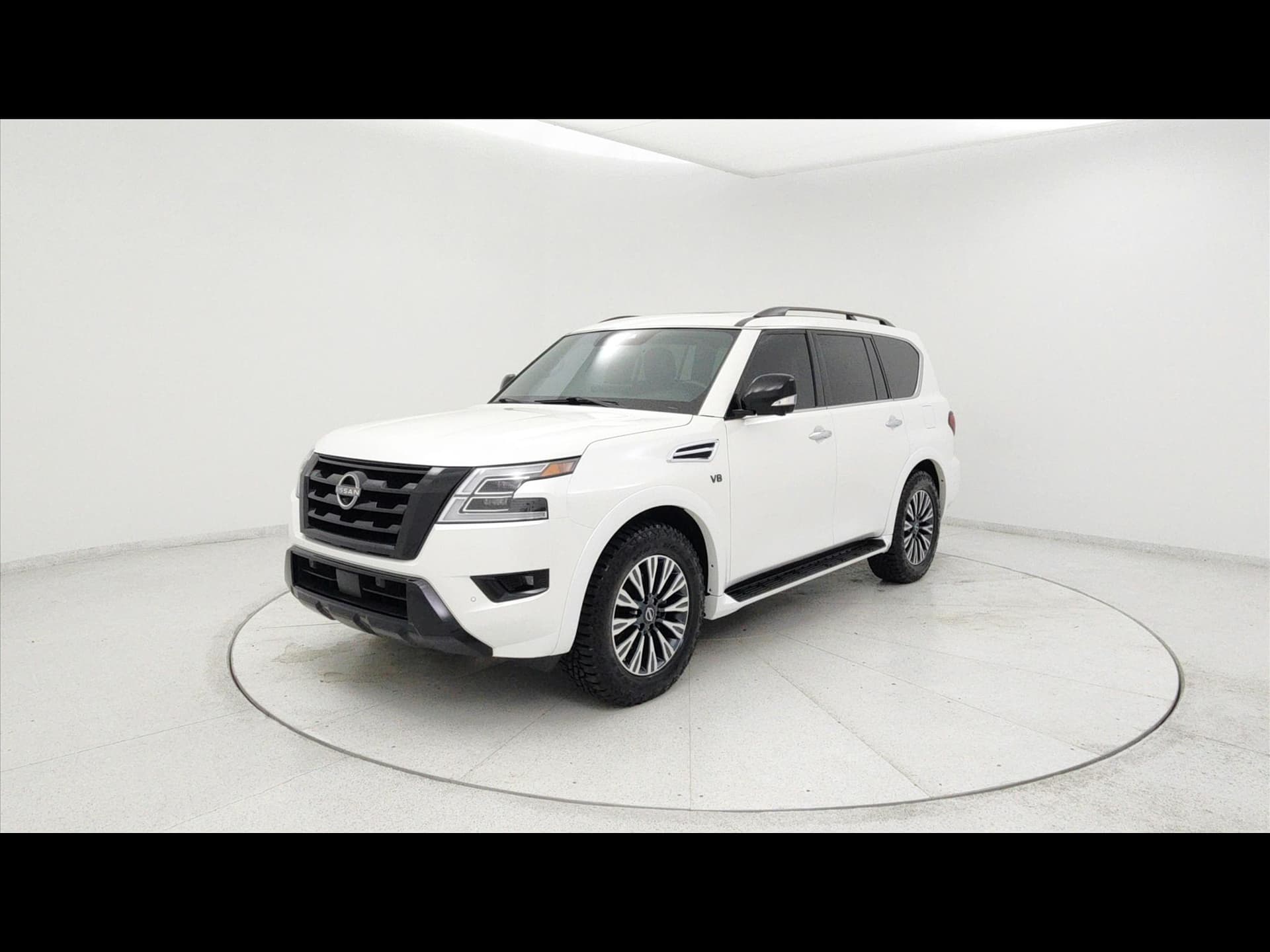 2022 Nissan Armada SL — photo 1 of 60