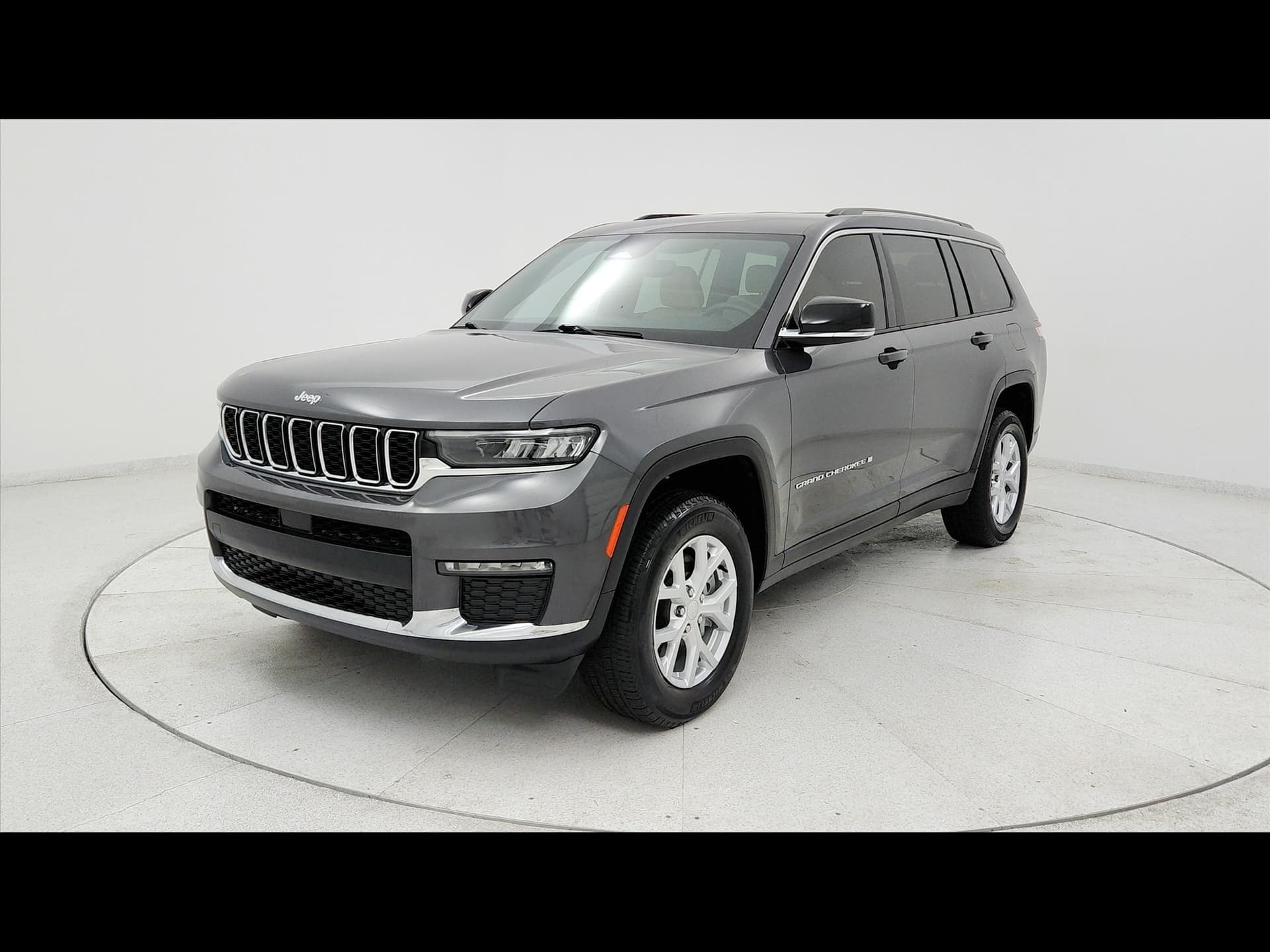 2023 Jeep Grand Cherokee L Limited — photo 1 of 58