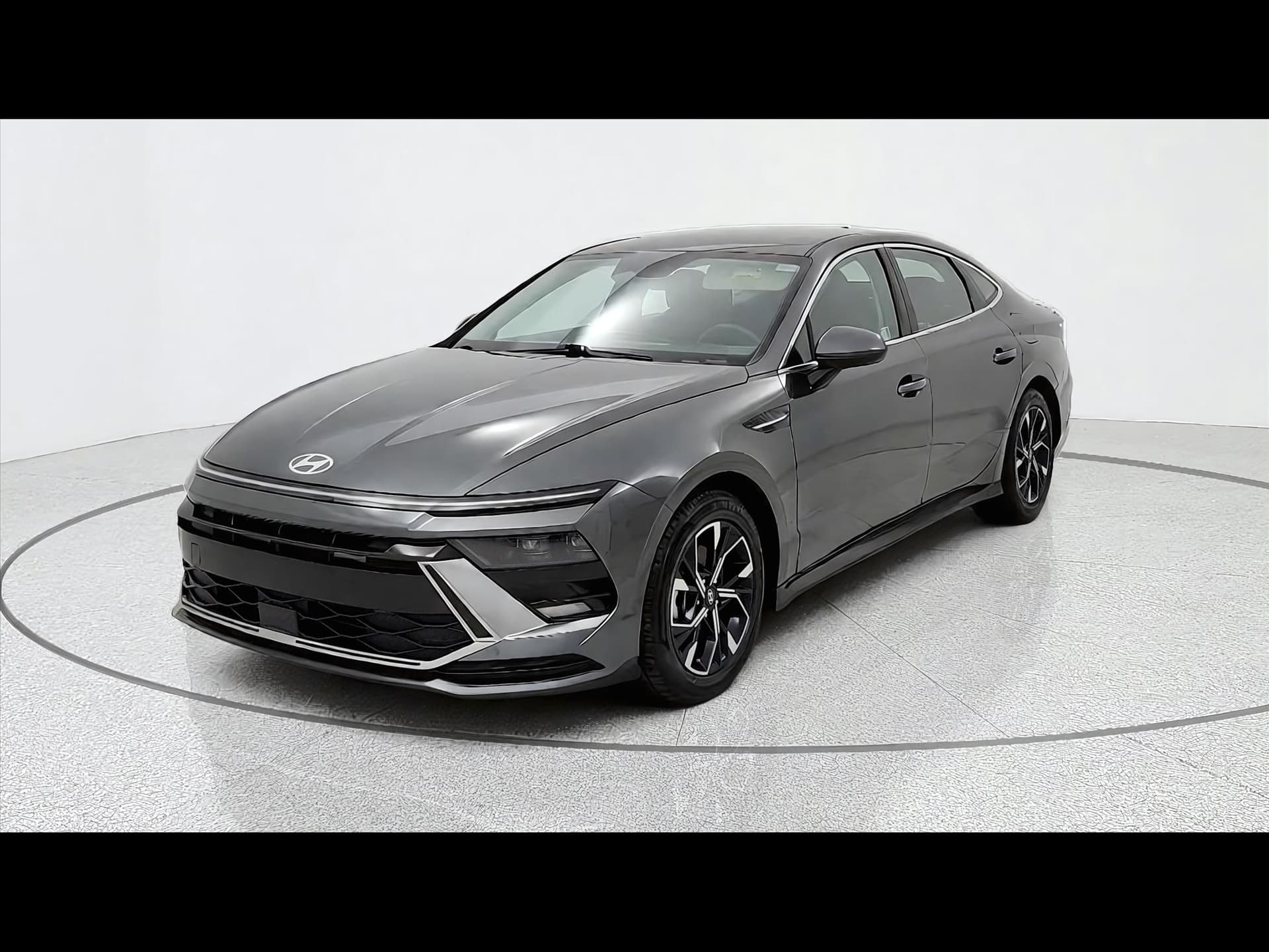2025 Hyundai Sonata SEL — photo 1 of 42