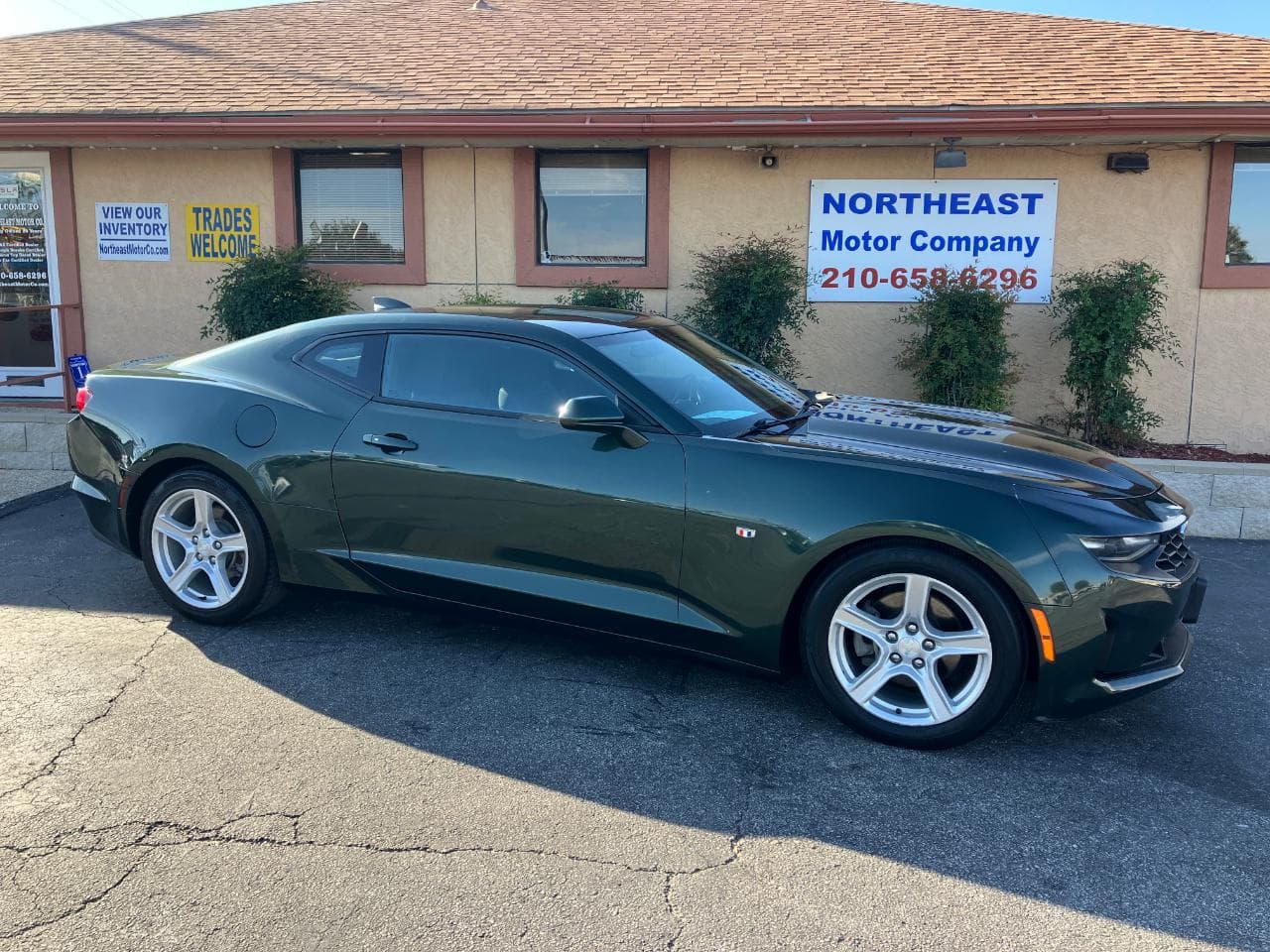 2020 Chevrolet Camaro 1LT — photo 1 of 34