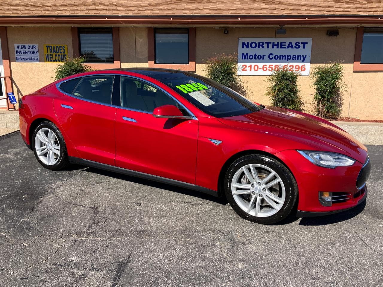 2016 Tesla Model S 70 — photo 1 of 51