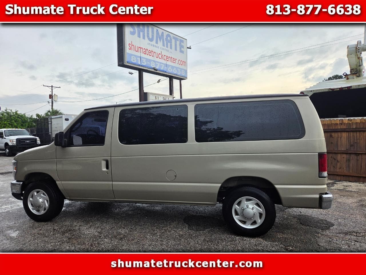 2008 Ford Econoline Wagon XLT — photo 1 of 25