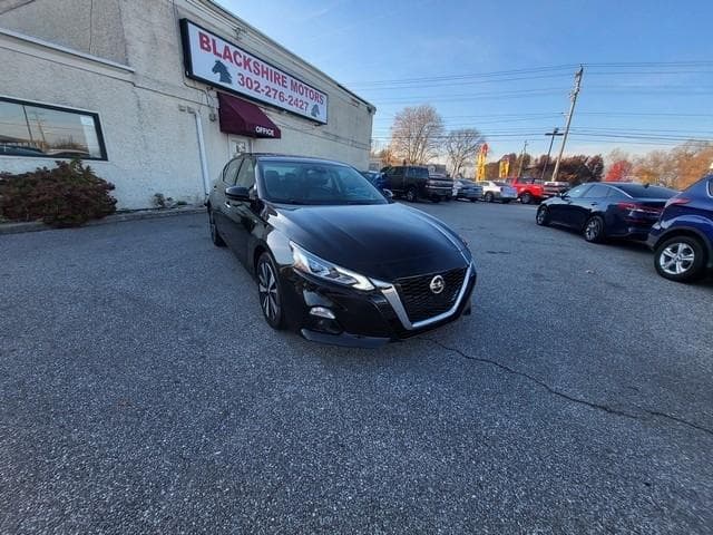 2019 Nissan Altima 2.5 SL — photo 1 of 30