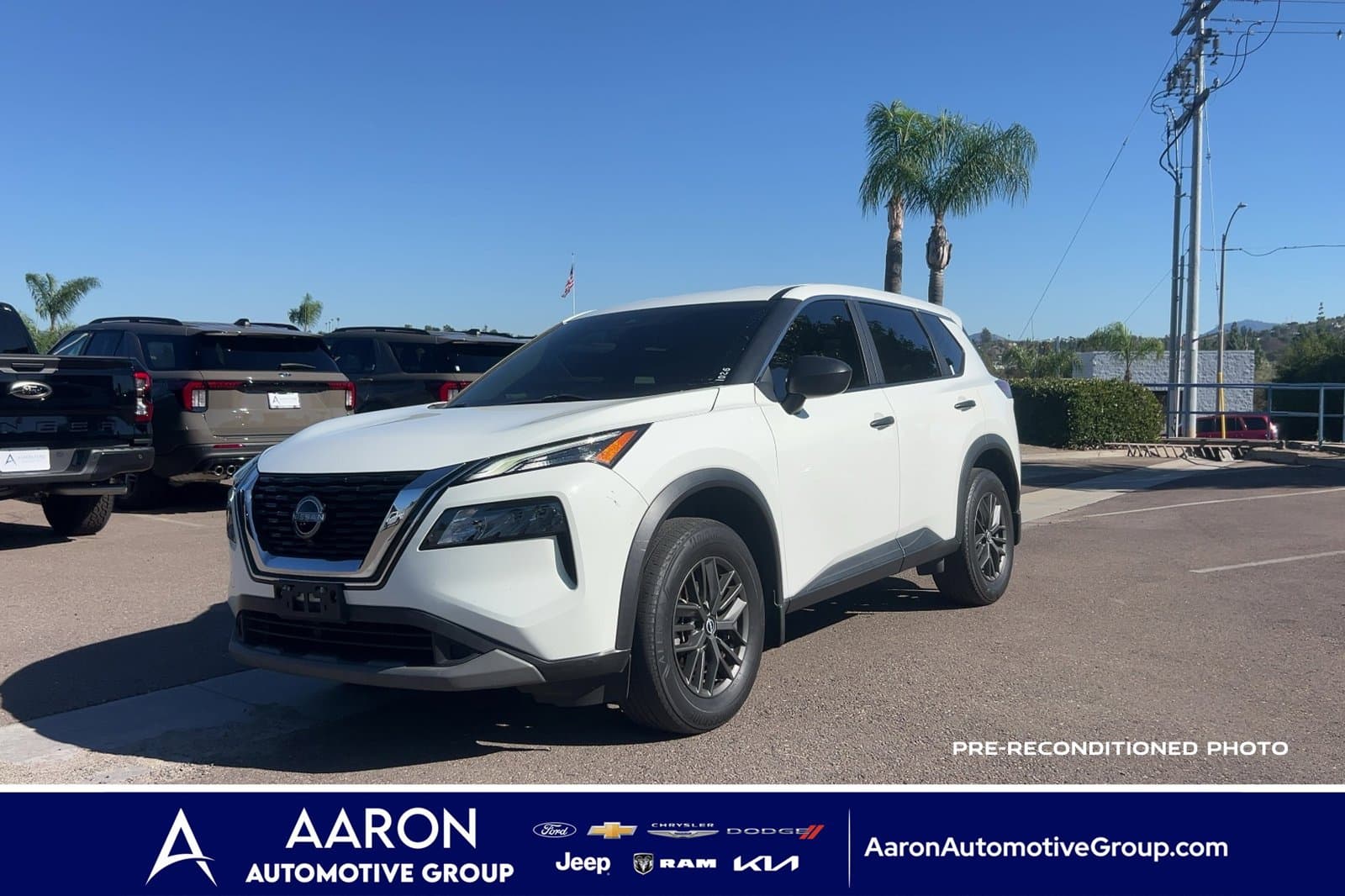 2022 Nissan Rogue S — photo 1 of 22