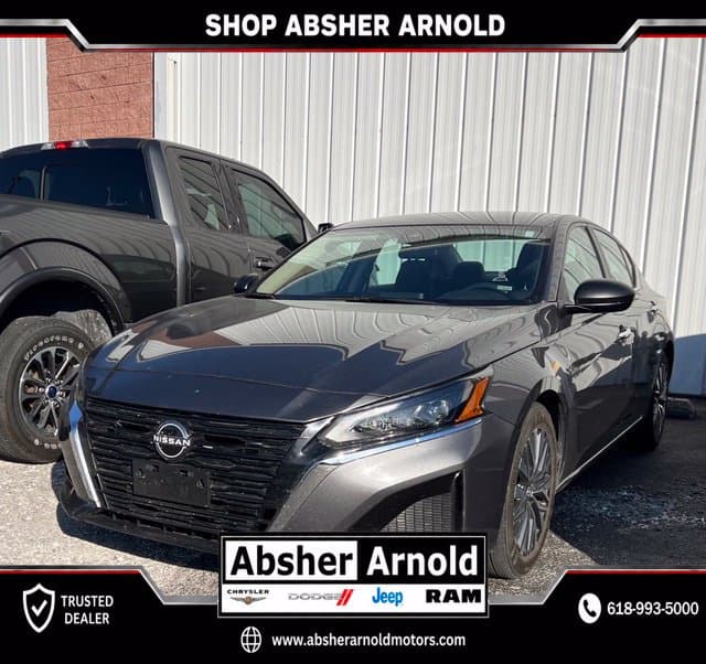 2024 Nissan Altima 2.5 SV — photo 1 of 3