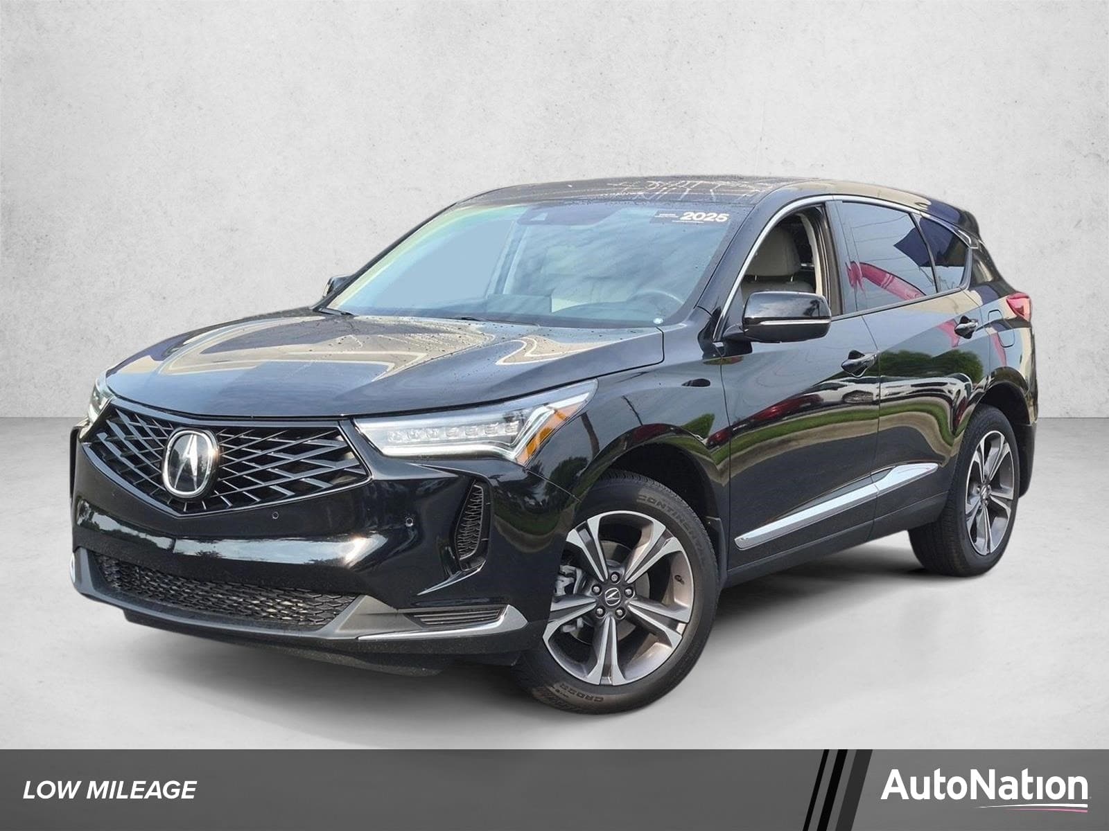 2025 Acura RDX w/Technology Package — photo 1 of 24
