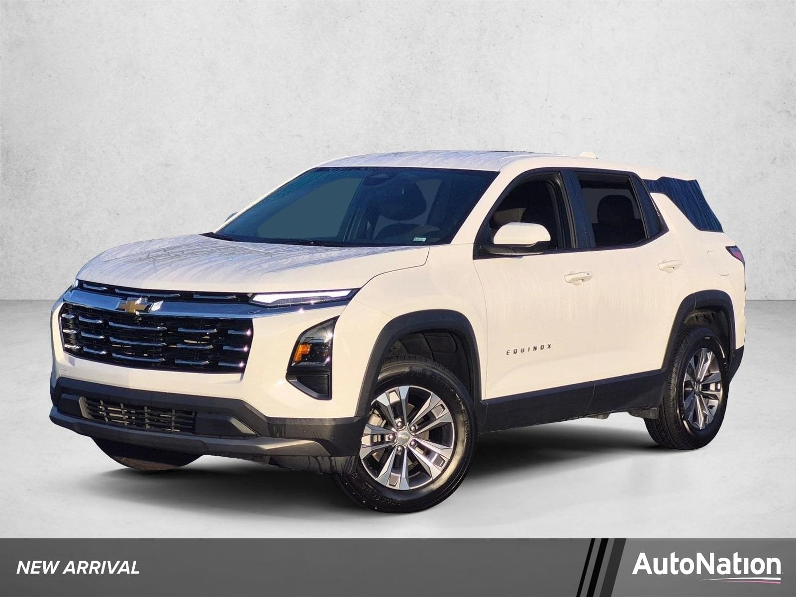 2026 Chevrolet Equinox FWD LT — photo 1 of 23