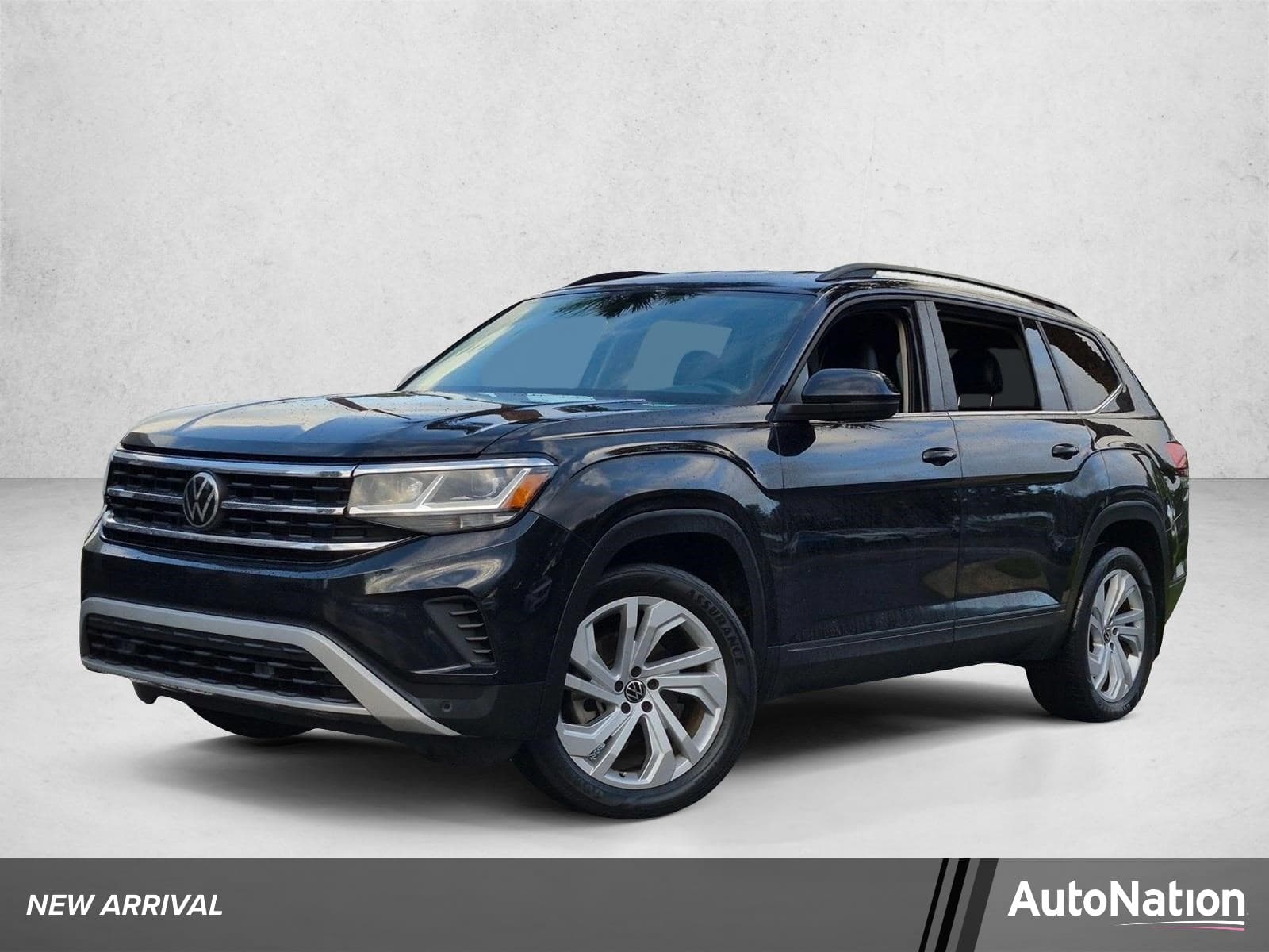 2022 Volkswagen Atlas 2.0T SE w/Technology — photo 1 of 23
