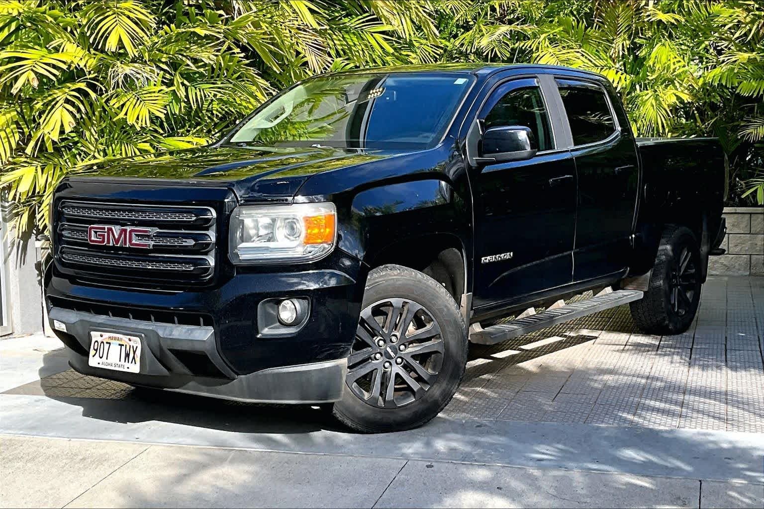 2017 GMC Canyon 2WD SLE — photo 1 of 34