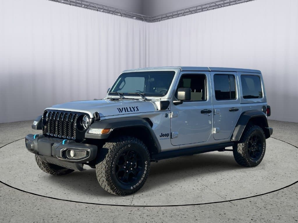 2023 Jeep Wrangler Base — photo 1 of 32