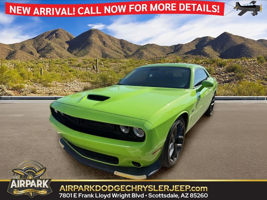 2023 Dodge Challenger R/T — photo 1 of 12