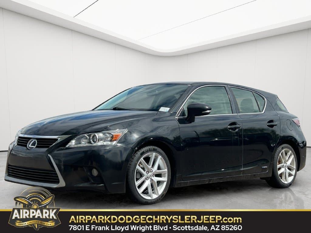 2015 Lexus CT 200h Base — photo 1 of 31