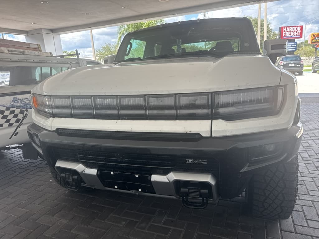 2025 GMC HUMMER EV Pickup 3X — photo 1 of 9