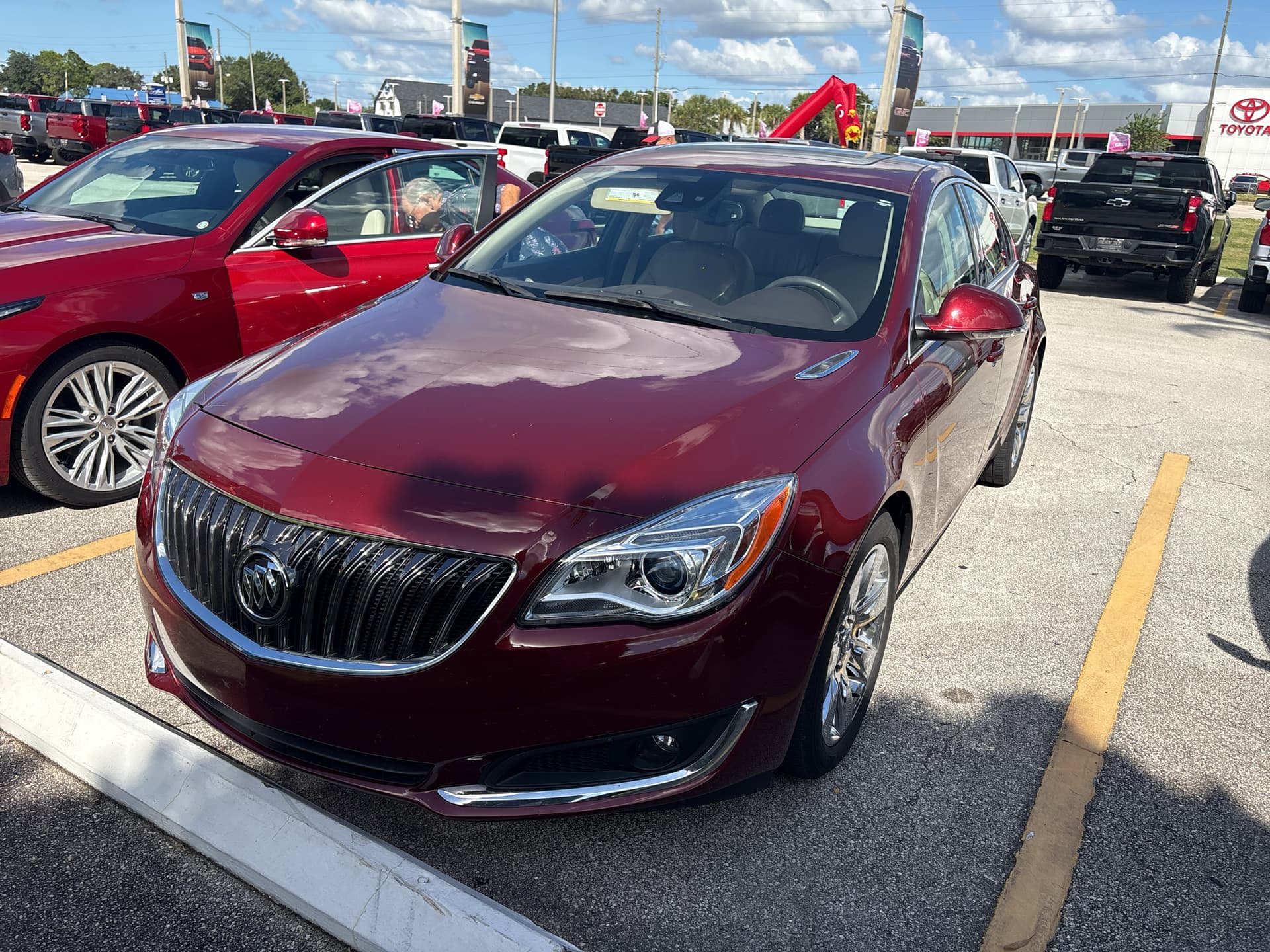 2016 Buick Regal Premium II — photo 1 of 2