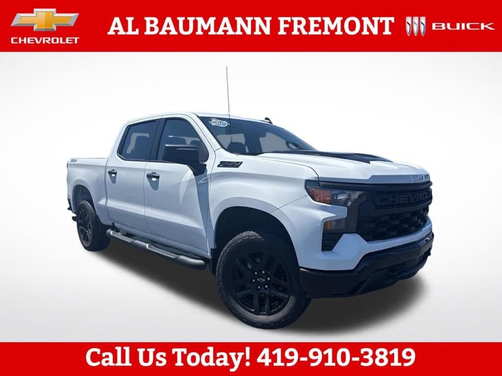 2025 Chevrolet Silverado 1500 Custom Trail Boss — photo 1 of 55