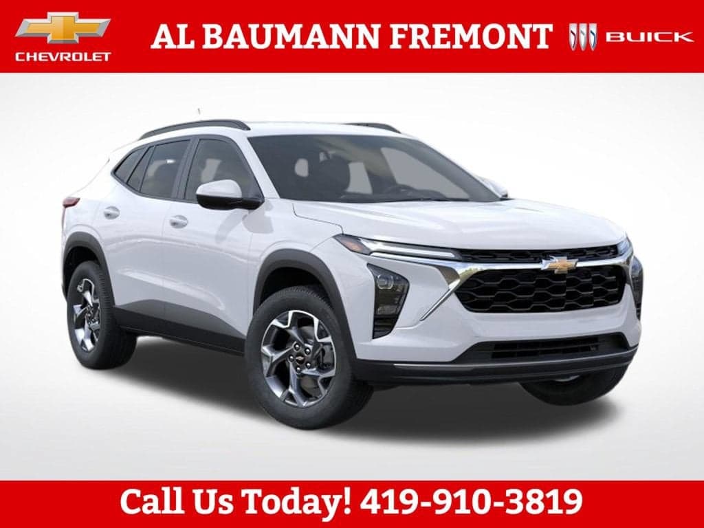 2026 Chevrolet Trax LT — photo 1 of 48