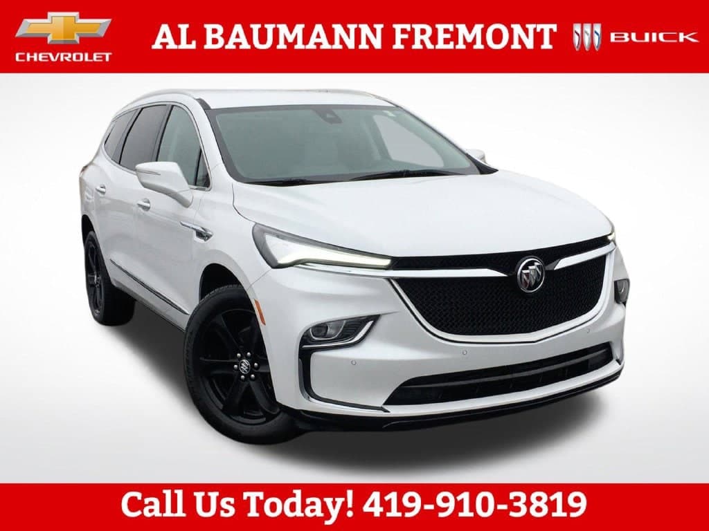 2024 Buick Enclave Essence — photo 1 of 28
