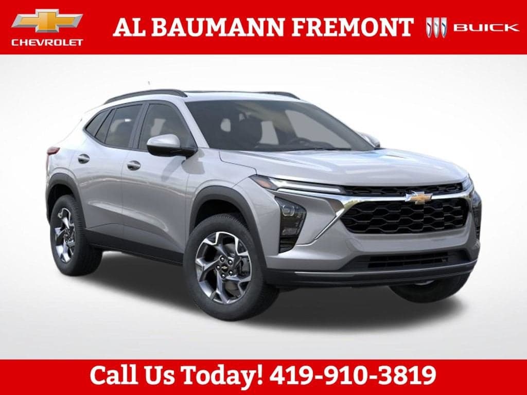2026 Chevrolet Trax LT — photo 1 of 48