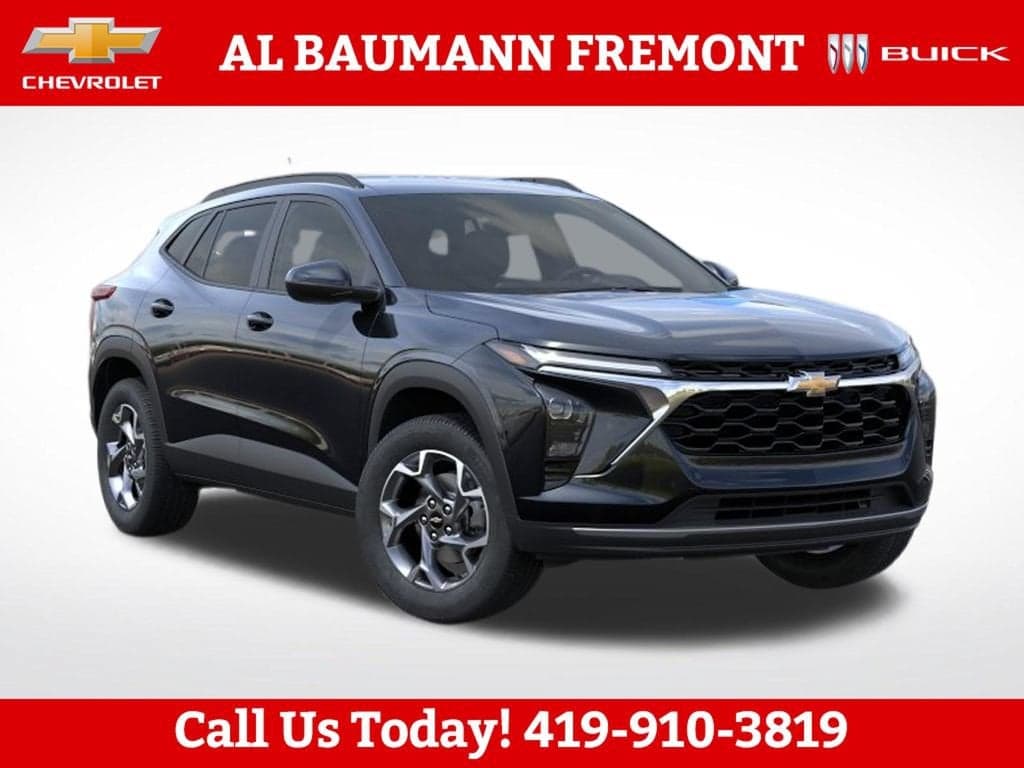 2026 Chevrolet Trax LT — photo 1 of 48