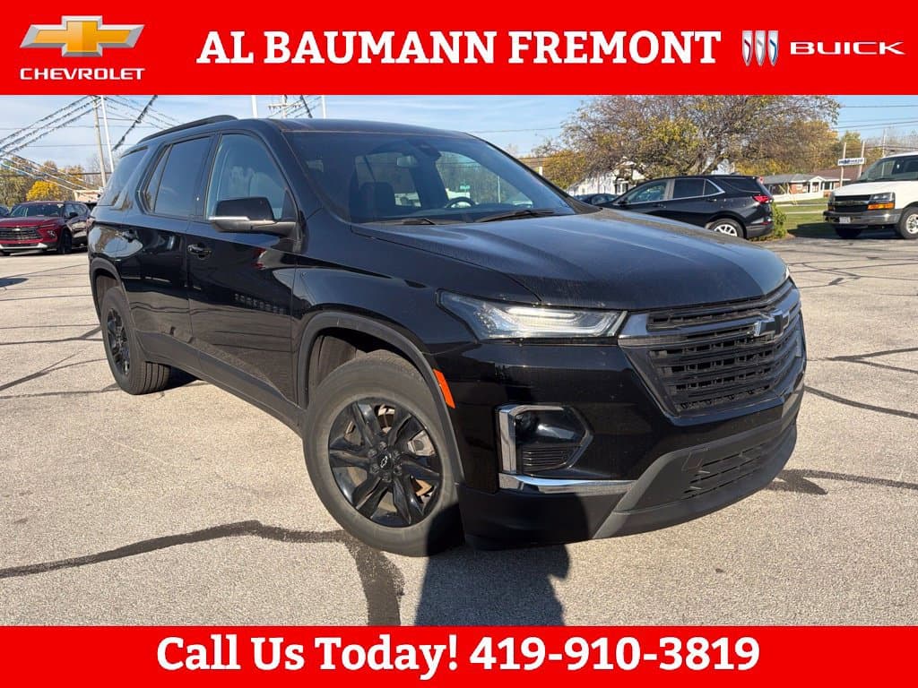 2023 Chevrolet Traverse LT Cloth — photo 1 of 27