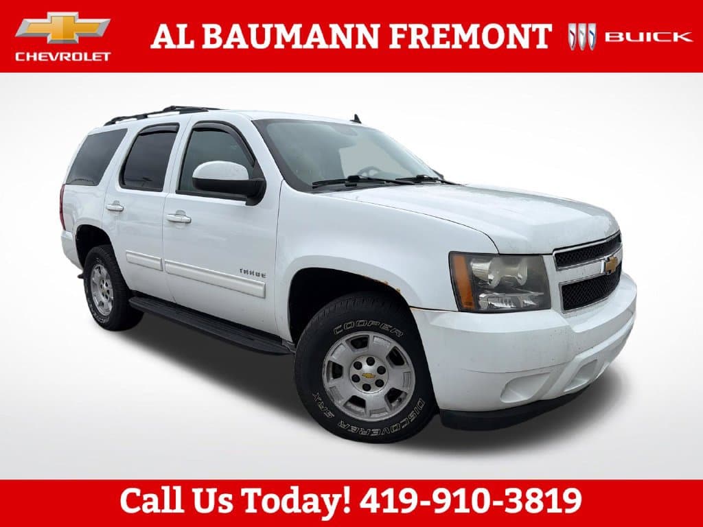 2011 Chevrolet Tahoe LT — photo 1 of 33