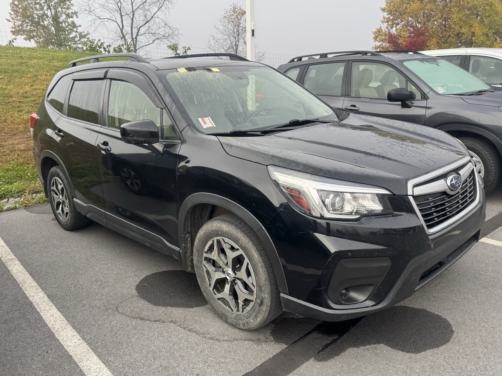 2020 Subaru Forester Premium — photo 1 of 5