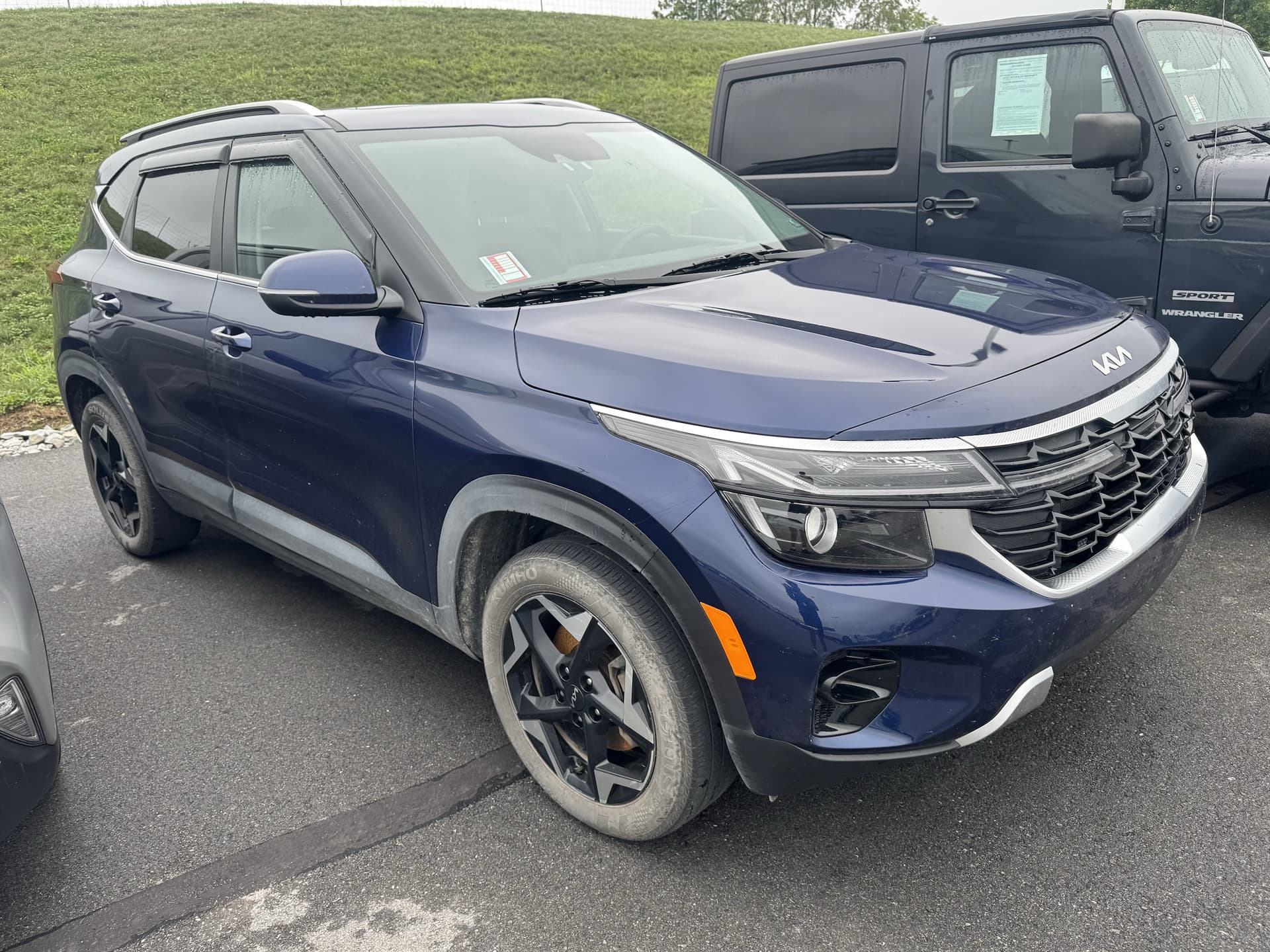 2024 Kia Seltos EX — photo 1 of 3