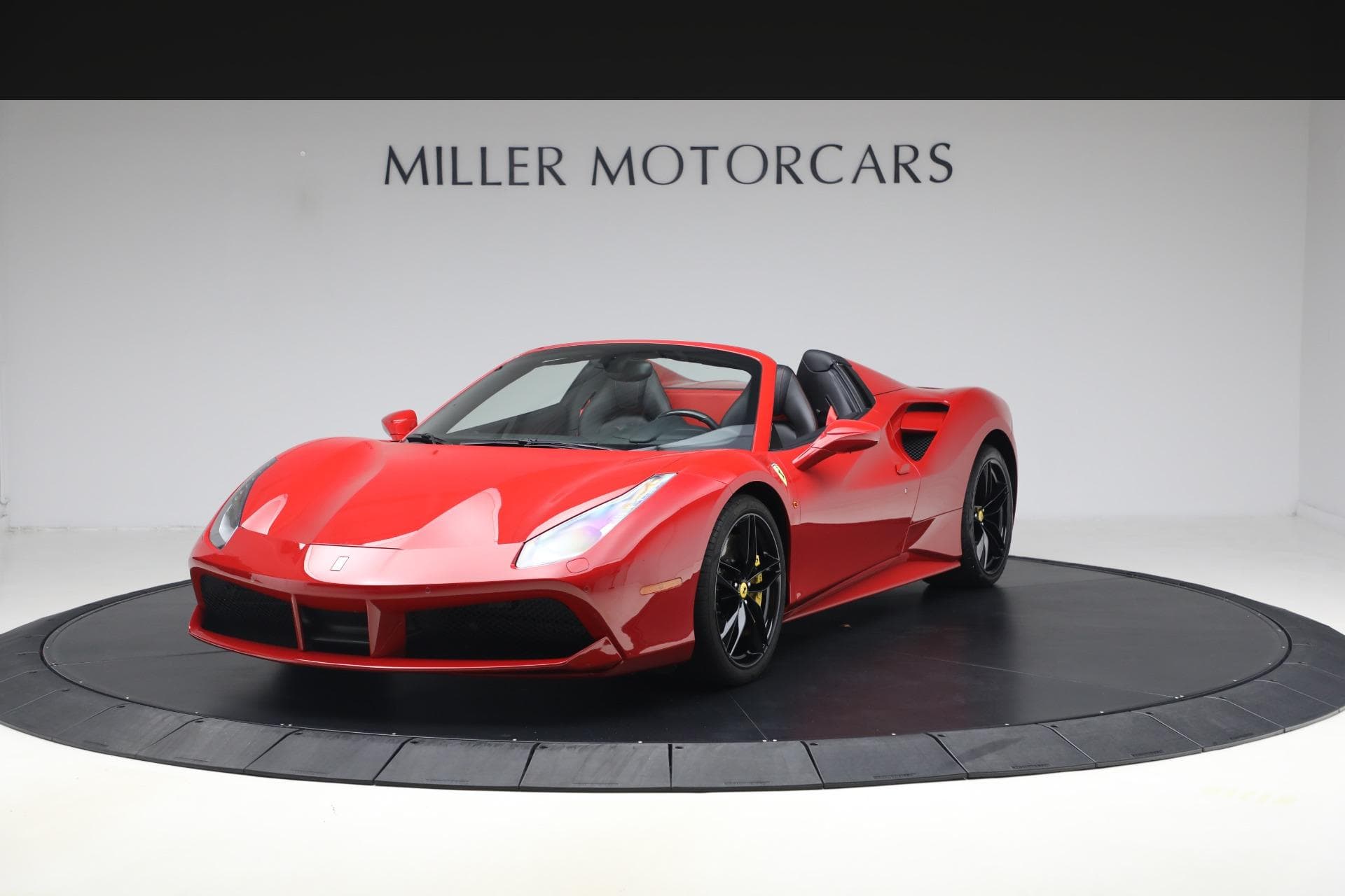 2019 Ferrari 488 Spider Base — photo 1 of 35