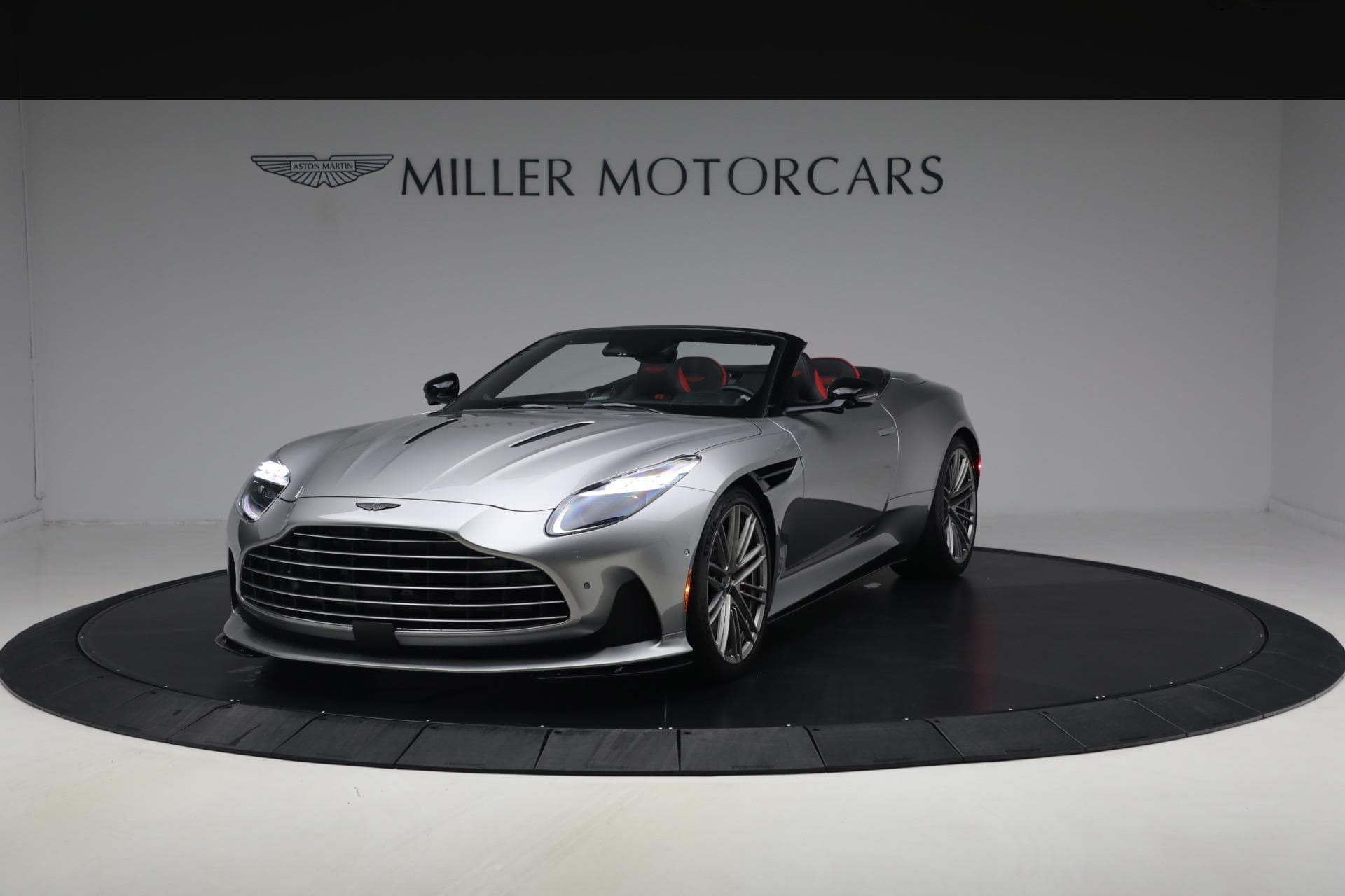 2024 Aston Martin DB12 Base — photo 1 of 39