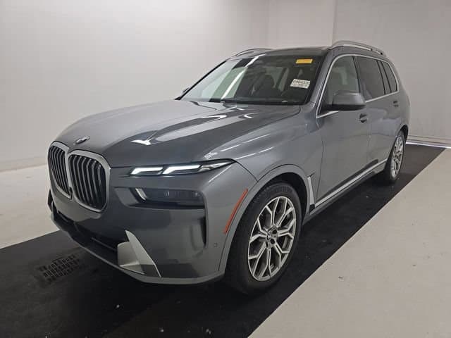 2024 BMW X7 xDrive40i — photo 1 of 13
