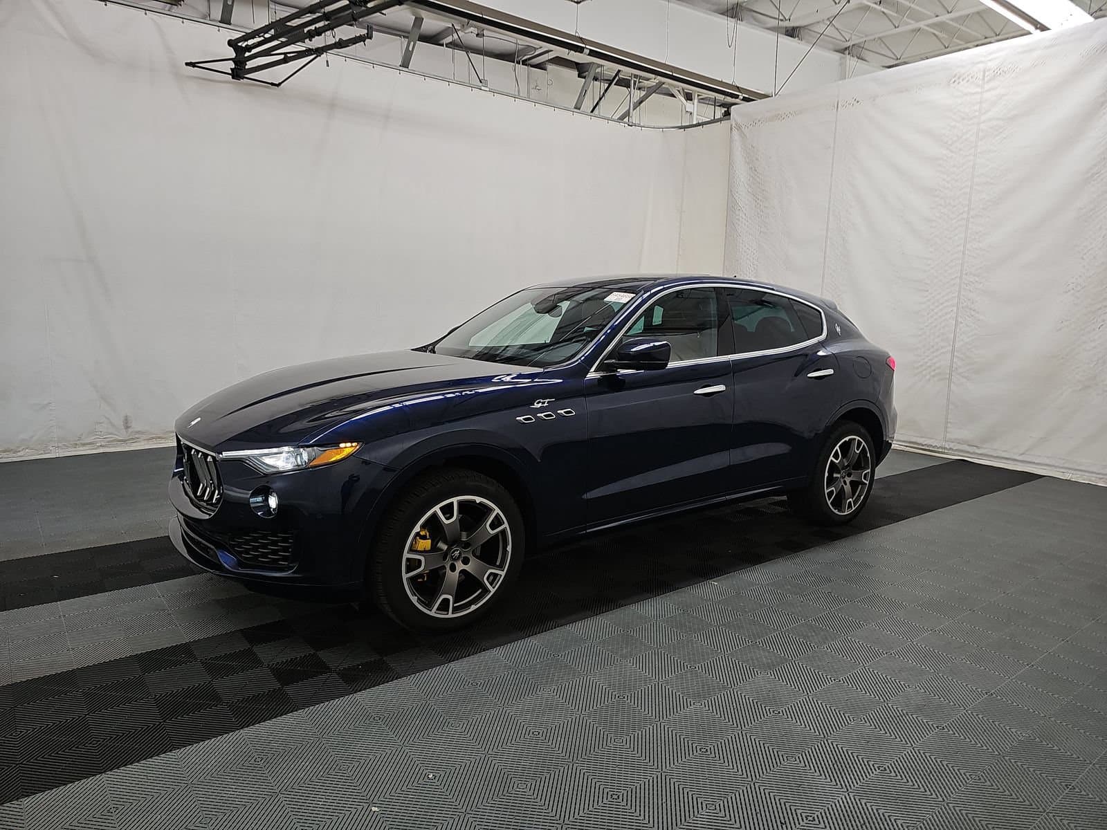 2023 Maserati Levante GT — photo 1 of 13