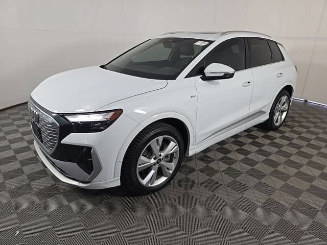 2023 Audi Q4 e-tron Premium — photo 1 of 11