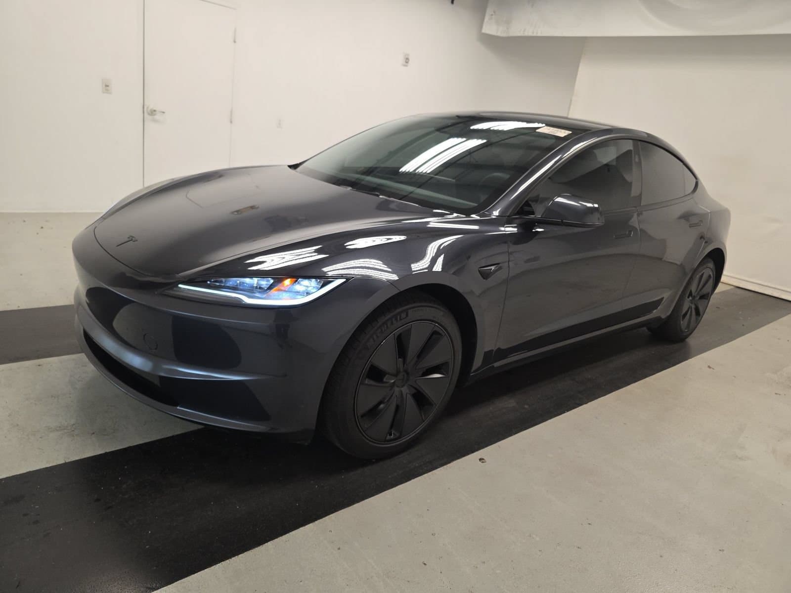 2026 Tesla Model 3 Premium — photo 1 of 13