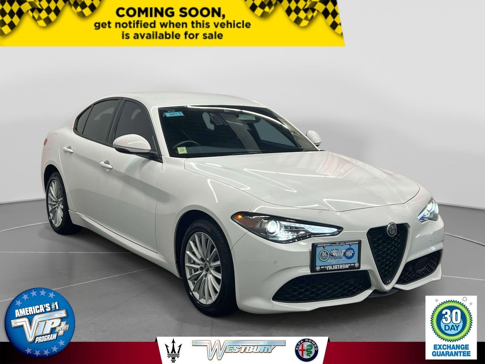 2023 Alfa Romeo Giulia Base — photo 1 of 32