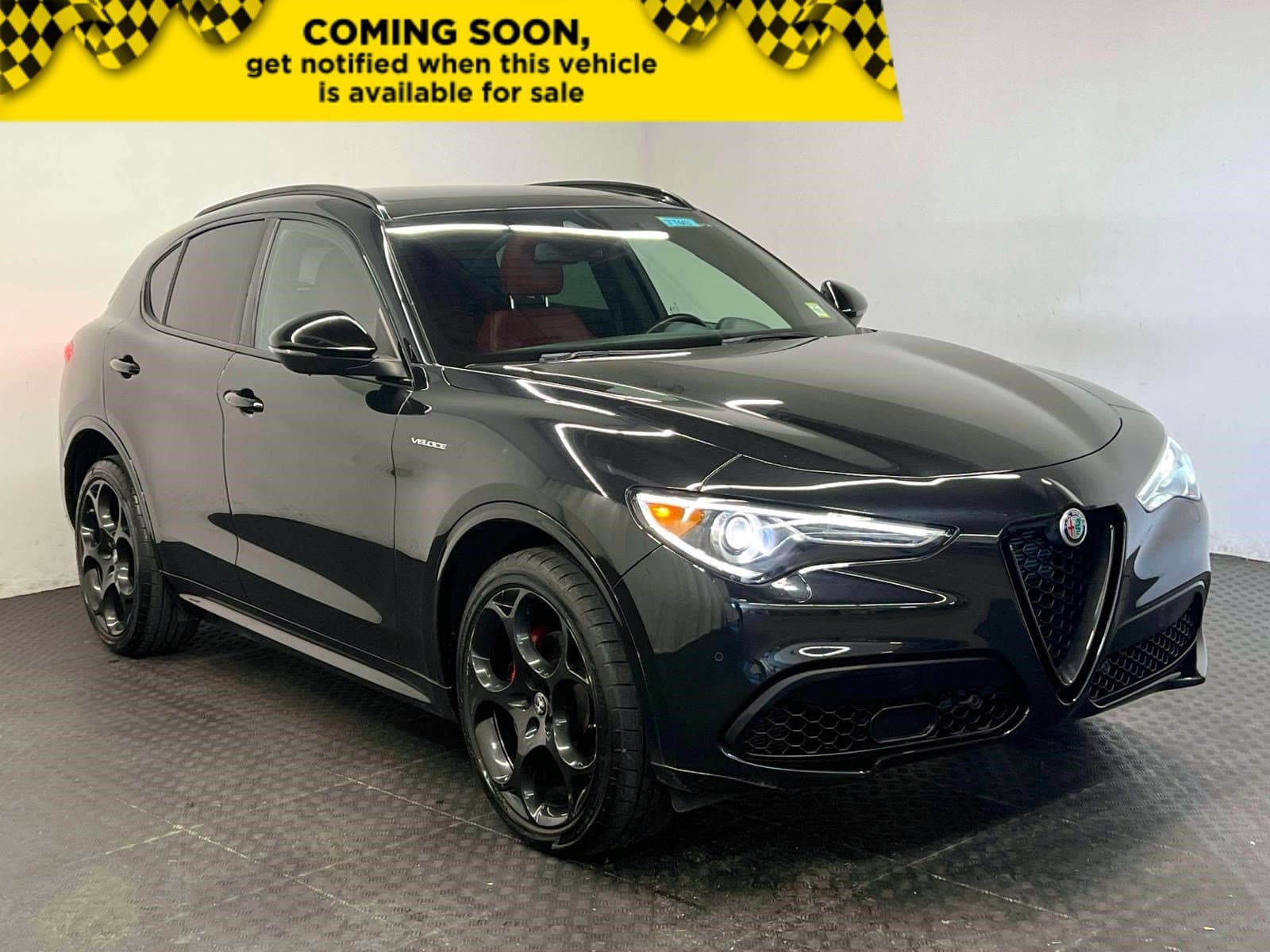 2023 Alfa Romeo Stelvio Ti — photo 1 of 33