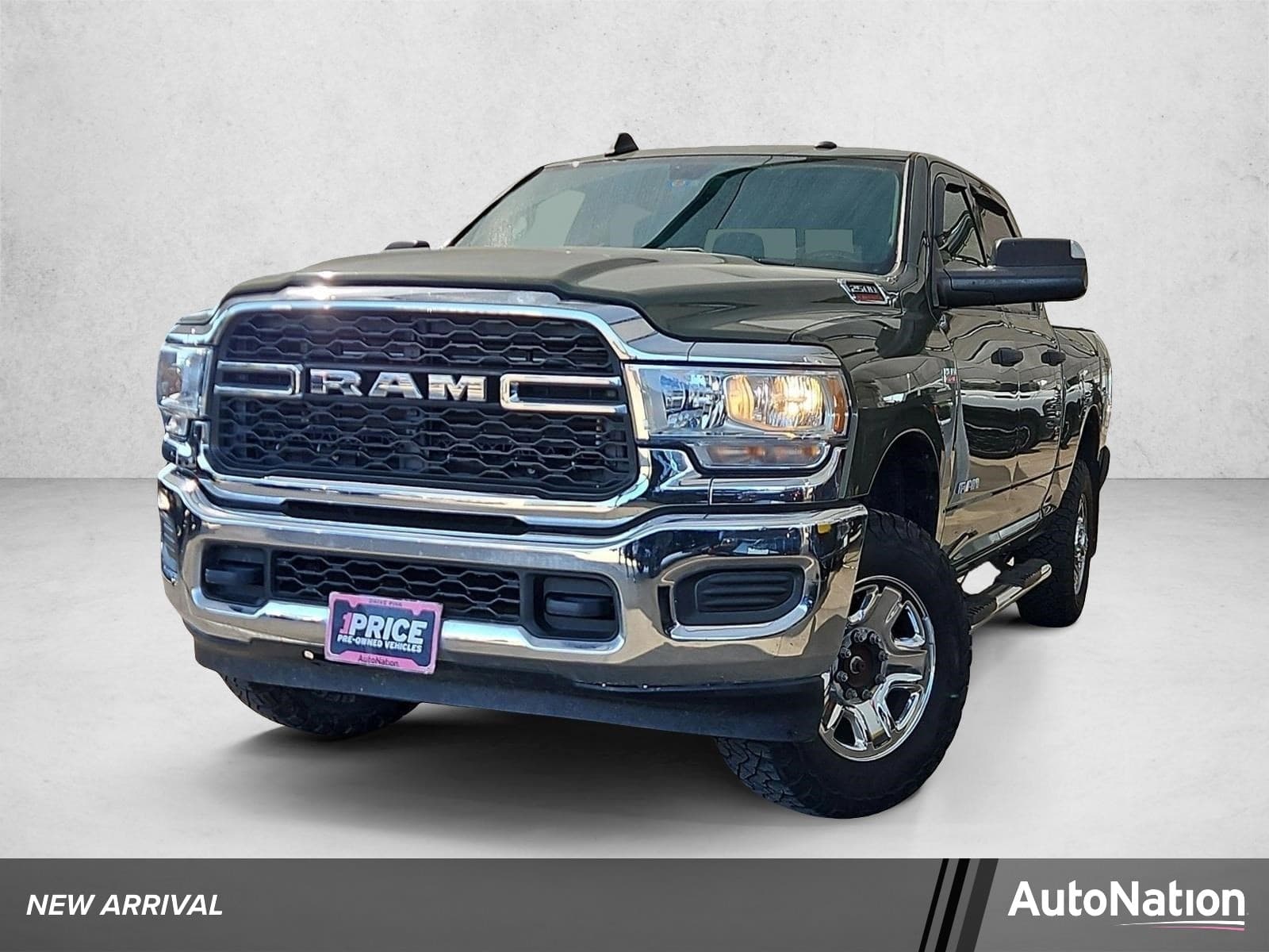 2021 RAM 2500 Tradesman — photo 1 of 24