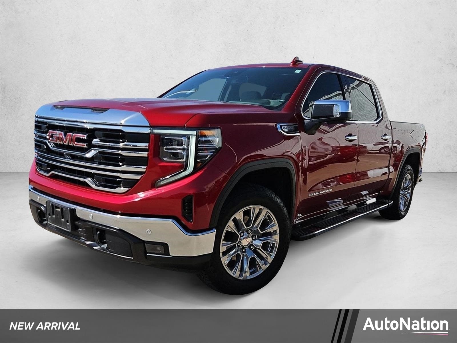 2025 GMC Sierra 1500 SLT — photo 1 of 25