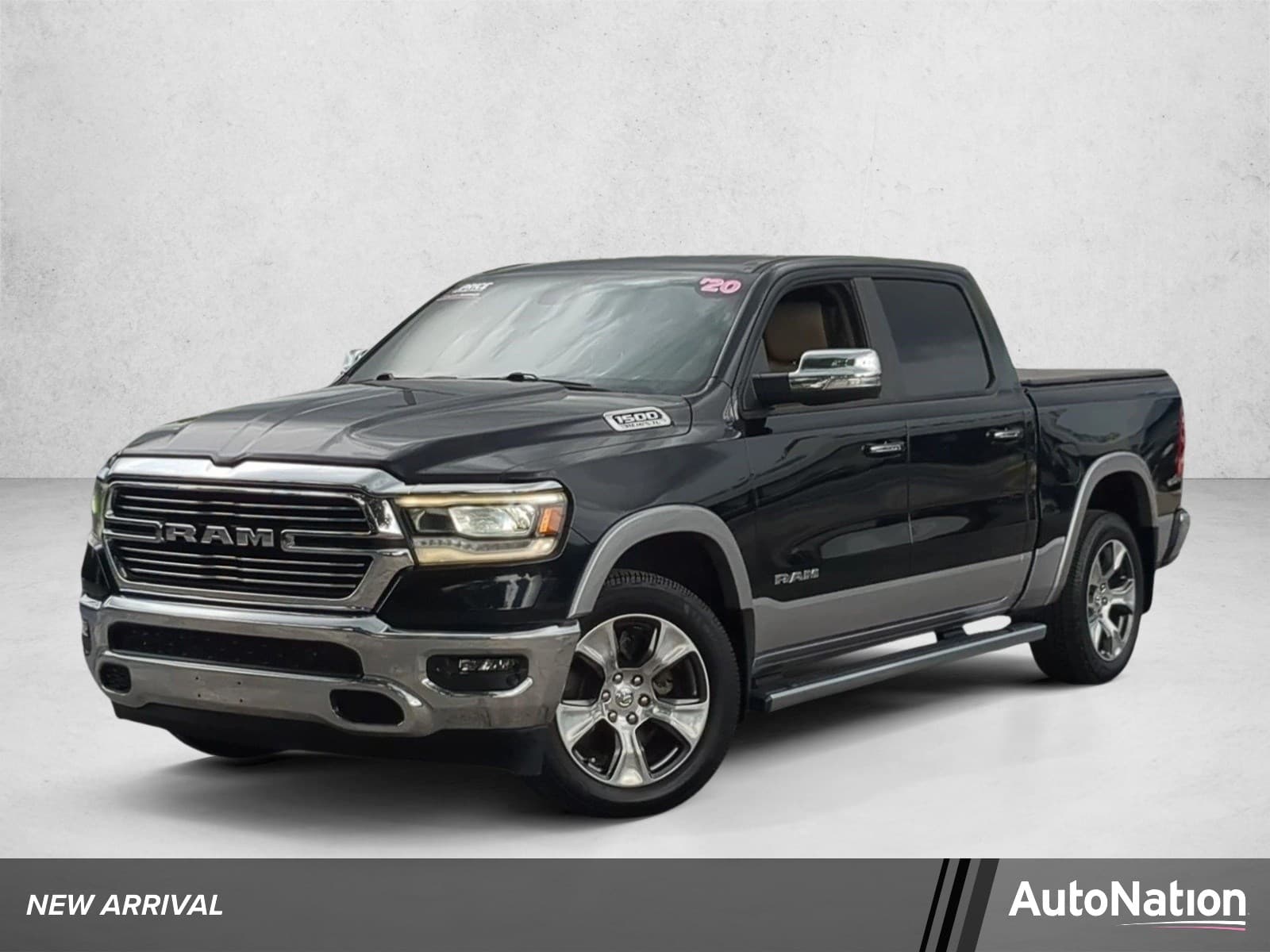 2020 RAM 1500 Laramie — photo 1 of 23