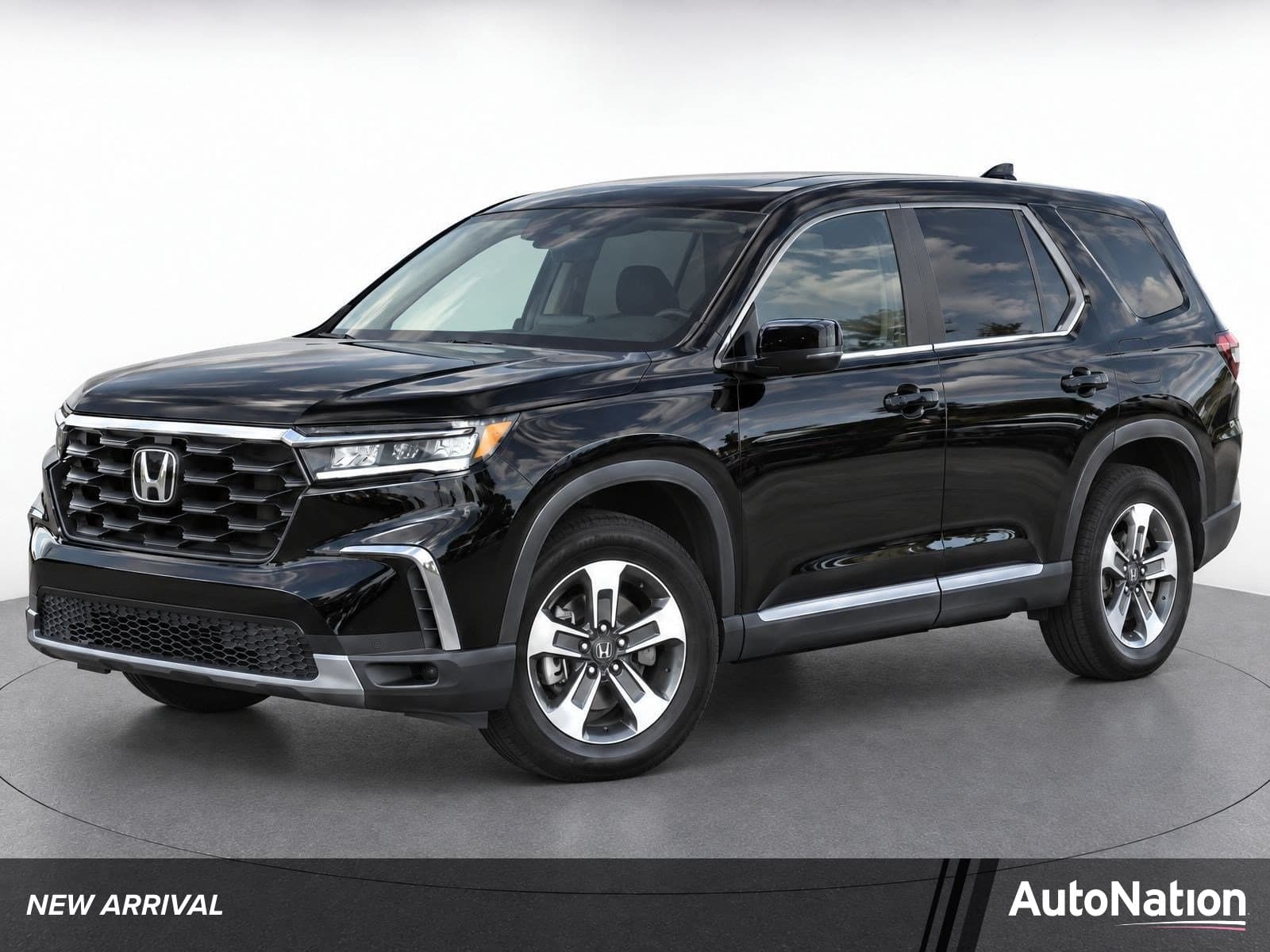2024 Honda Pilot EX-L 7 Passenger — photo 1 of 23