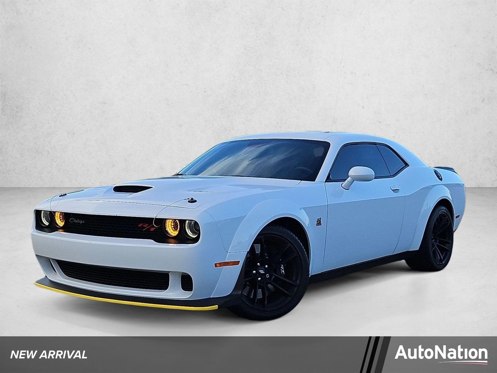 2023 Dodge Challenger R/T Scat Pack Widebody — photo 1 of 25