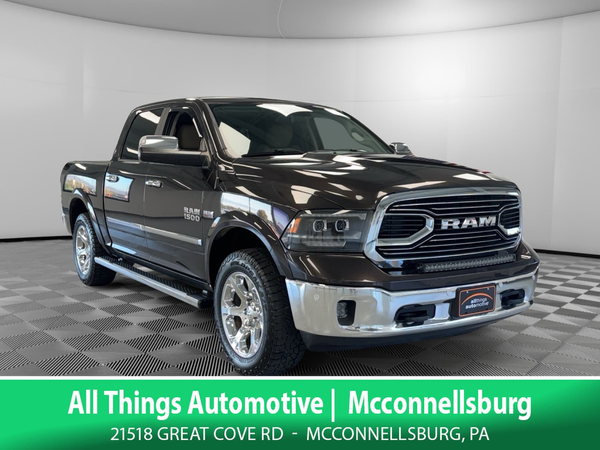 2017 RAM 1500 Laramie — photo 1 of 30