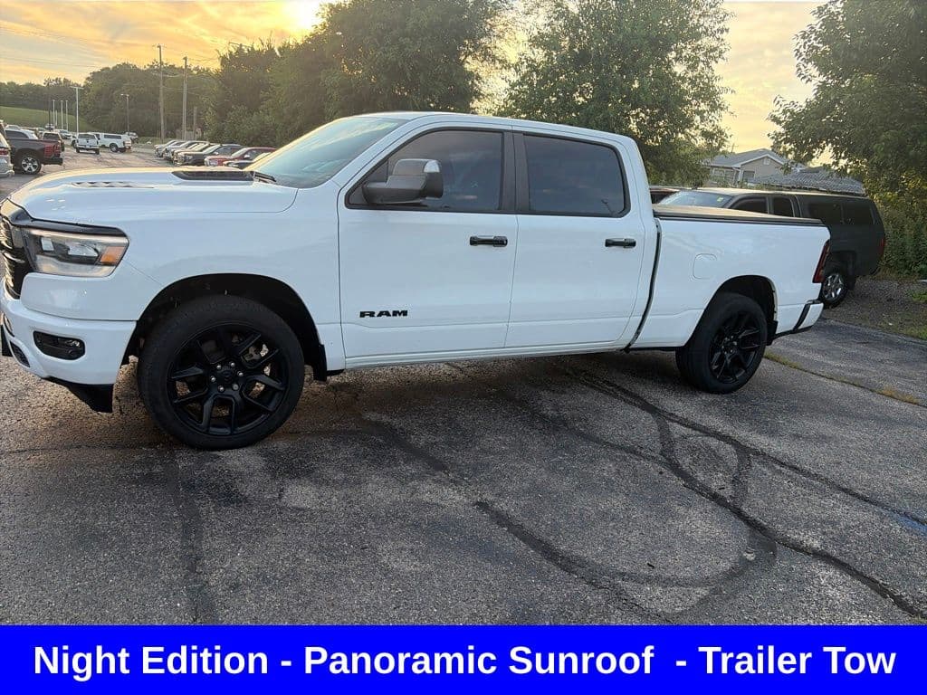 2024 RAM 1500 Laramie — photo 1 of 6
