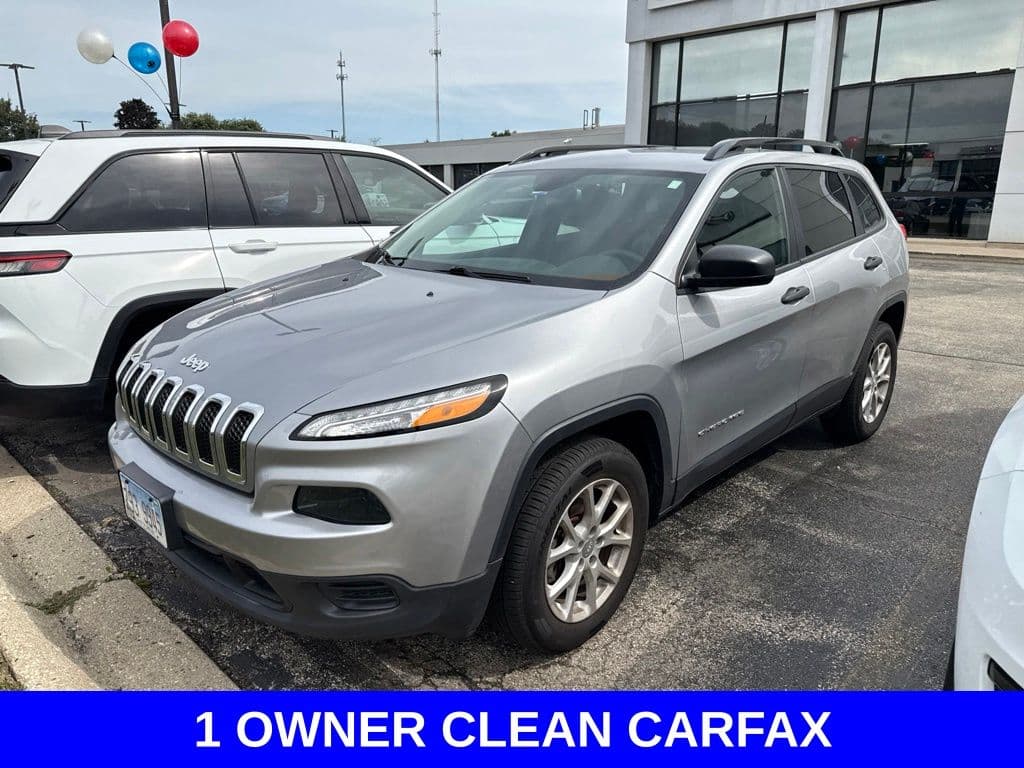 2017 Jeep Cherokee Sport — photo 1 of 6